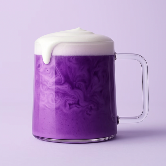 Comment préparer un Ube Latte parfait (froid ou chaud) en 3 minutes